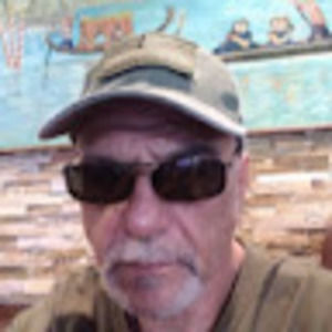 Meet your Posher, Pavlos